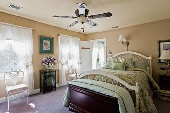 Annabelle Bed & Breakfast แซนด์วิช ภายนอก รูปภาพ